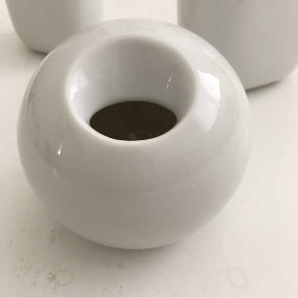 Vintage The Toscany Collection Japan 3 Porcelain Bud Vases Modern 7, 5 and 3 in - Picture 2 of 10